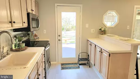 Kitchen - 1300 Wembrough Ct, Silver Spring, MD 20905 photo 3 of 3