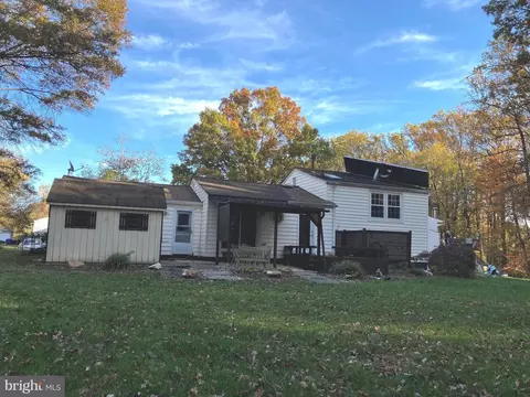 Exterior - 1300 Wembrough Ct, Silver Spring, MD 20905 photo 8 of 12
