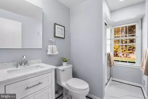 Bath - 225 Hermleigh Rd, Silver Spring, MD 20902 photo 3 of 3