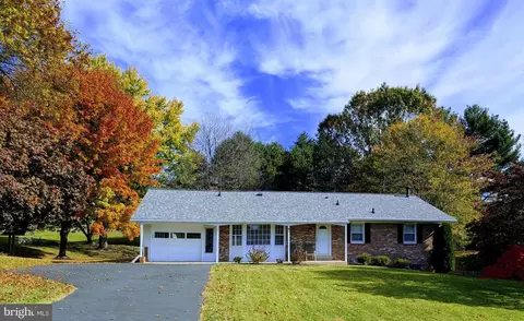 10817 Bellehaven Blvd, Damascus, MD 20872