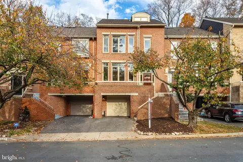 10845 Whiterim Dr, Potomac, MD 20854