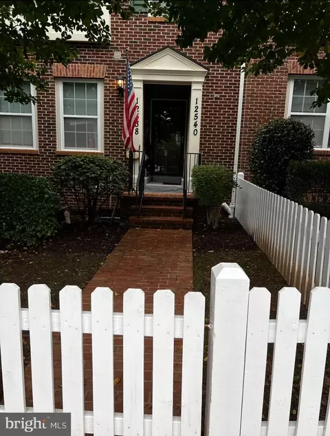 12540 Horseshoe Bend Cir #250, Clarksburg, MD 20871
