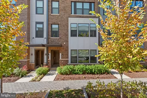 16244 Connors Way #43, Rockville, MD 20855