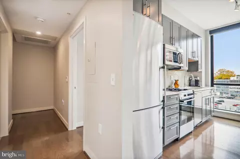 1320 Fenwick Ln #601, Silver Spring, MD 20910 photo 5