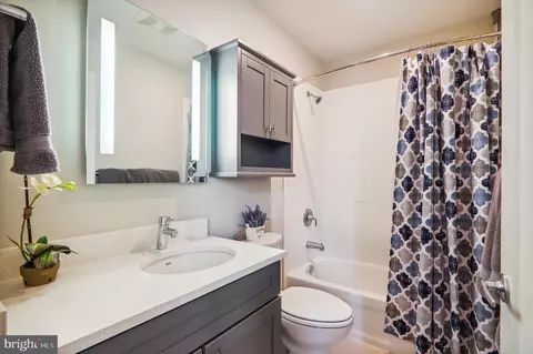 1320 Fenwick Ln #601, Silver Spring, MD 20910 photo 18