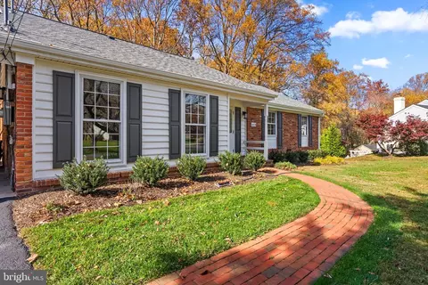 613 Whitingham Dr, Silver Spring, MD 20904 photo 7