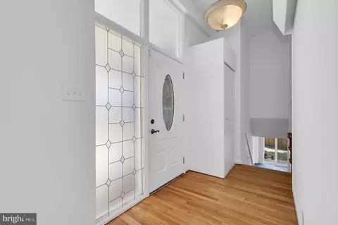 Entry Way - 500 Sisson St, Silver Spring, MD 20902 photo 1 of 2
