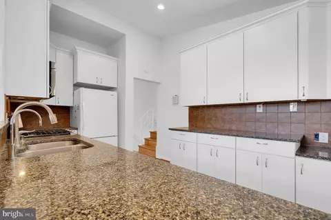 Kitchen - 500 Sisson St, Silver Spring, MD 20902 photo 1 of 3