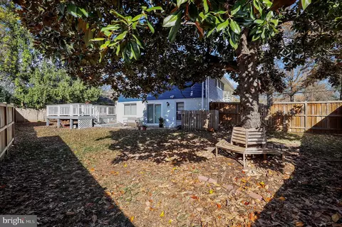 Exterior - 500 Sisson St, Silver Spring, MD 20902 photo 5 of 8