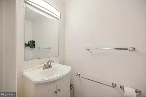 Bath - 1203 Elm Grove Cir, Silver Spring, MD 20905 photo 1 of 1