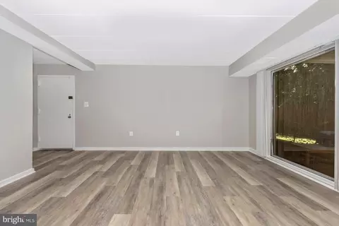 Living - 3342 Hewitt Ave #3-1-B, Silver Spring, MD 20906 photo 4 of 10