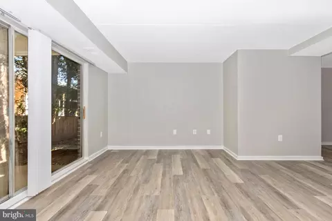 Living - 3342 Hewitt Ave #3-1-B, Silver Spring, MD 20906 photo 7 of 10