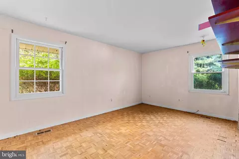 Bedroom - 3012 Bluff Point Ln, Silver Spring, MD 20906 photo 2 of 8
