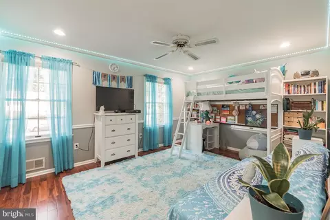 225 Rolling Rd, Gaithersburg, MD 20877 photo 36