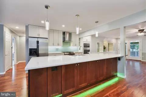 225 Rolling Rd, Gaithersburg, MD 20877 photo 11
