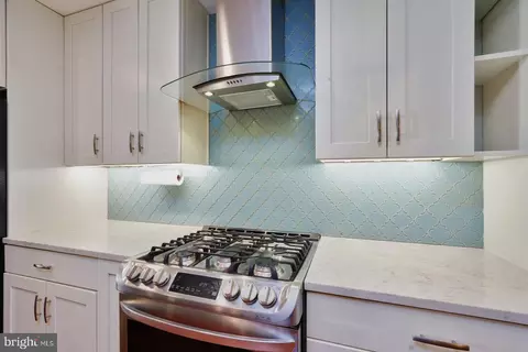 225 Rolling Rd, Gaithersburg, MD 20877 photo 18