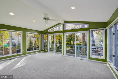 225 Rolling Rd, Gaithersburg, MD 20877 photo 27