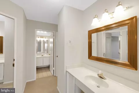 Entry Way - 15101 Interlachen Dr #1-1009, Silver Spring, MD 20906 photo 1 of 3