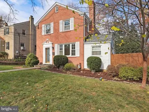 Exterior - 808 Malcolm Dr, Silver Spring, MD 20901 photo 12 of 12