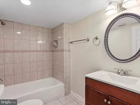 Bath - 808 Malcolm Dr, Silver Spring, MD 20901 photo 5 of 5