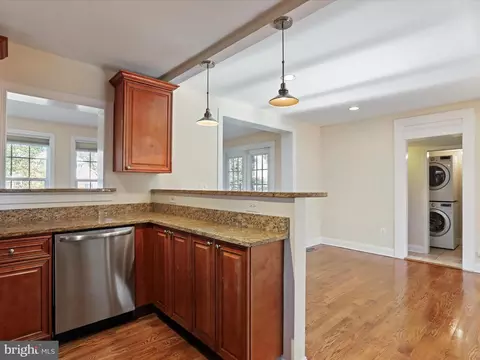 Entry Way - 808 Malcolm Dr, Silver Spring, MD 20901 photo 2 of 3
