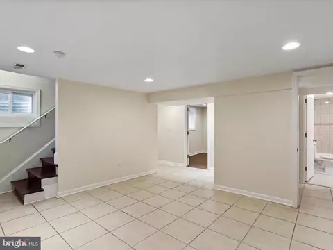 Living - 808 Malcolm Dr, Silver Spring, MD 20901 photo 9 of 9