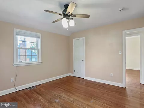 Bedroom - 808 Malcolm Dr, Silver Spring, MD 20901 photo 6 of 7