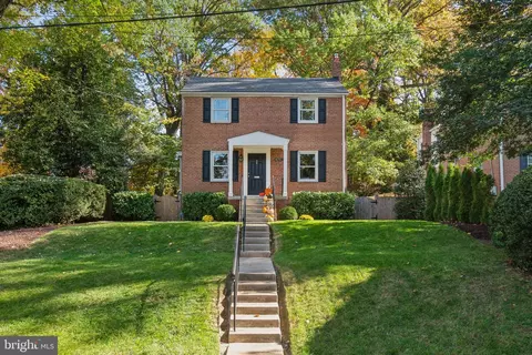 4313 Puller Dr, Kensington, MD 20895