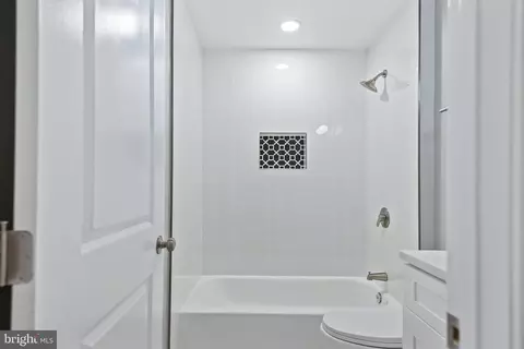 823 Malibu Dr, Silver Spring, MD 20901 photo 17