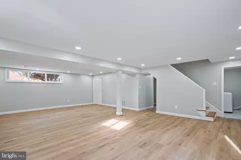 823 Malibu Dr, Silver Spring, MD 20901 photo 30