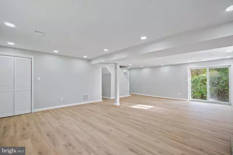823 Malibu Dr, Silver Spring, MD 20901 photo 34