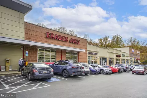 Exterior - 807 Lanark Way, Silver Spring, MD 20901 photo 5 of 7
