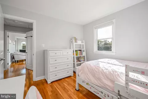 Bedroom - 807 Lanark Way, Silver Spring, MD 20901 photo 3 of 7