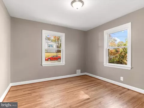 Bedroom - 9913 Markham St, Silver Spring, MD 20901 photo 1 of 6