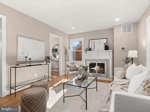 Living - 9913 Markham St, Silver Spring, MD 20901 photo 2 of 2