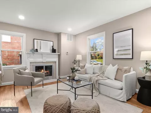 Living - 9913 Markham St, Silver Spring, MD 20901 photo 1 of 2
