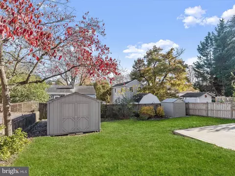 Exterior - 9913 Markham St, Silver Spring, MD 20901 photo 4 of 4