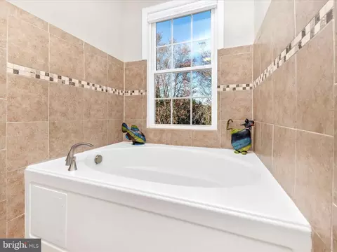 15121 Sugarland Rd, Poolesville, MD 20837 photo 19