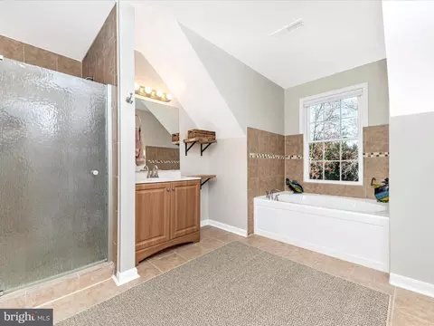 15121 Sugarland Rd, Poolesville, MD 20837 photo 18