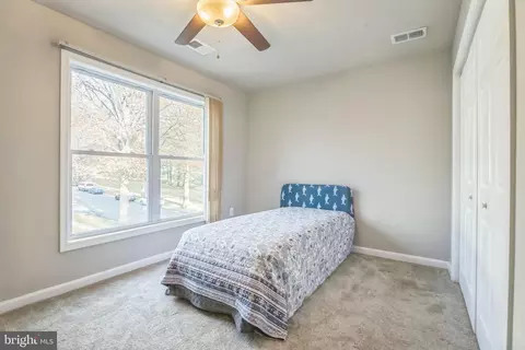 Bedroom - 9200 Oriole Pl, Gaithersburg, MD 20879 photo 1 of 4