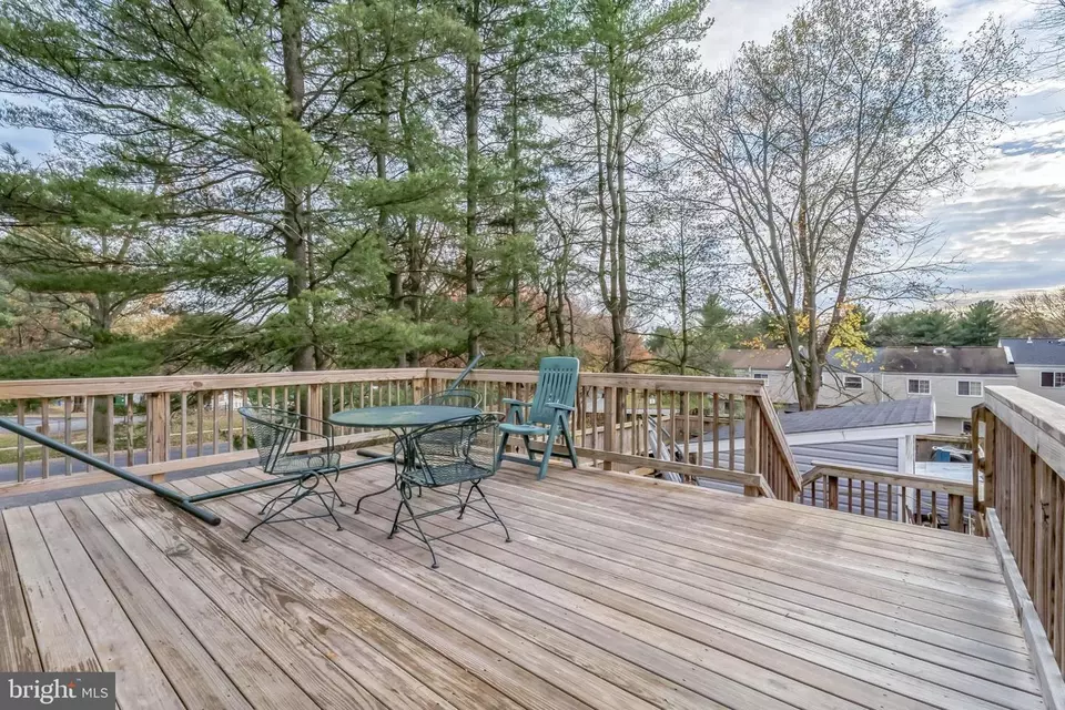 Exterior - 9200 Oriole Pl, Gaithersburg, MD 20879 photo 2 of 6