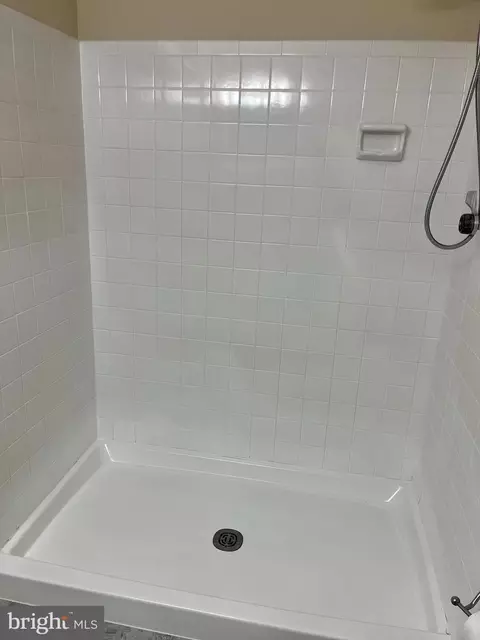 15316 Pine Orchard Dr #82-2J, Silver Spring, MD 20906 photo 14