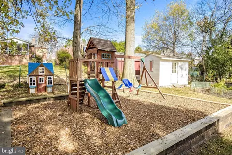 Exterior - 810 Downs Dr, Silver Spring, MD 20904 photo 5 of 15