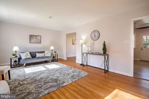 Living - 810 Downs Dr, Silver Spring, MD 20904 photo 3 of 6