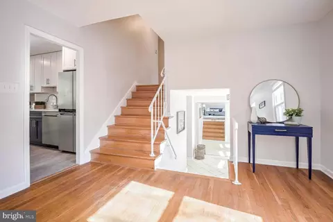 Entry Way - 810 Downs Dr, Silver Spring, MD 20904 photo 4 of 4