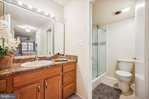 15115 Interlachen Dr #3-115, Silver Spring, MD 20906 photo 23