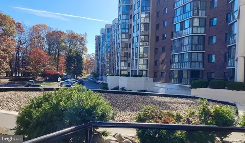 15115 Interlachen Dr #3-115, Silver Spring, MD 20906