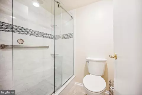 15115 Interlachen Dr #3-115, Silver Spring, MD 20906 photo 24