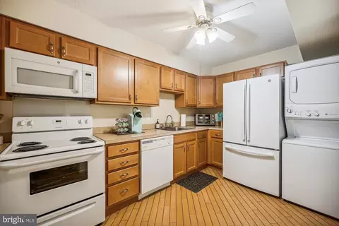 15115 Interlachen Dr #3-115, Silver Spring, MD 20906 photo 19