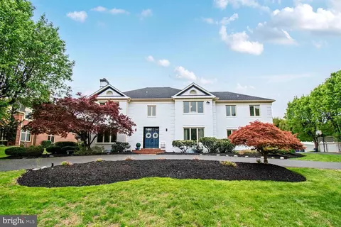 10724 Stapleford Hall, Potomac, MD 20854